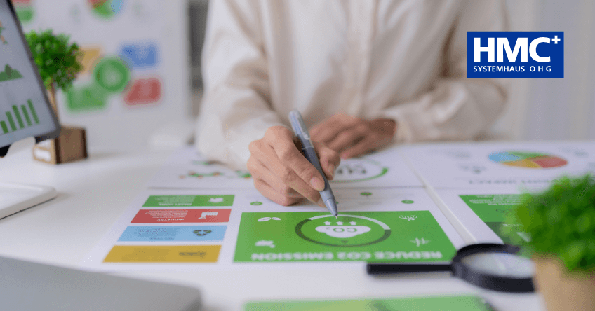 Bild einer Prau an einer Präsentation zum CO2 Ausgleich