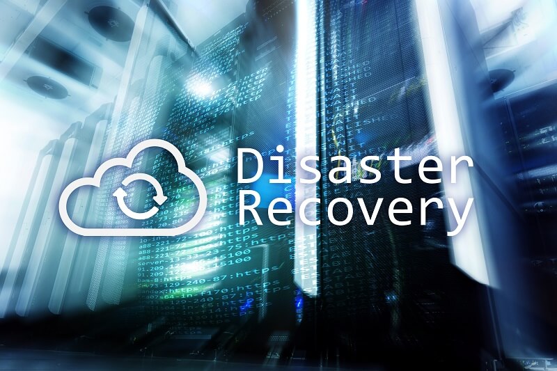 Schriftzug Disaster Recovery neben Wolke für Cloud-Backup